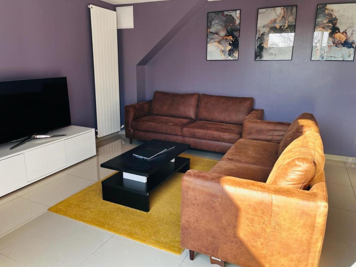 100M2 2 Chambres 8 Personnes - Grand Parking Et Terrasse Privee - Proche Cdg-Parc Expositions-Paris-Asterix-Disney Villepinte  Luaran gambar