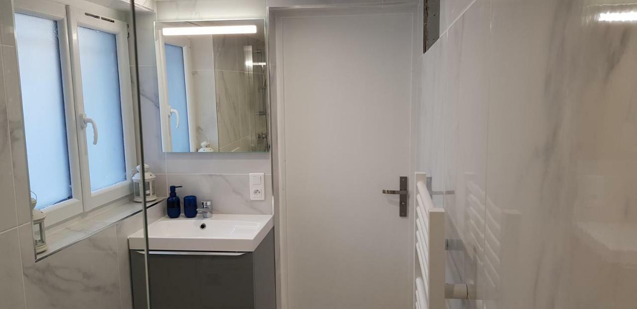 100M2 2 Chambres 8 Personnes - Grand Parking Et Terrasse Privee - Proche Cdg-Parc Expositions-Paris-Asterix-Disney Villepinte  Luaran gambar